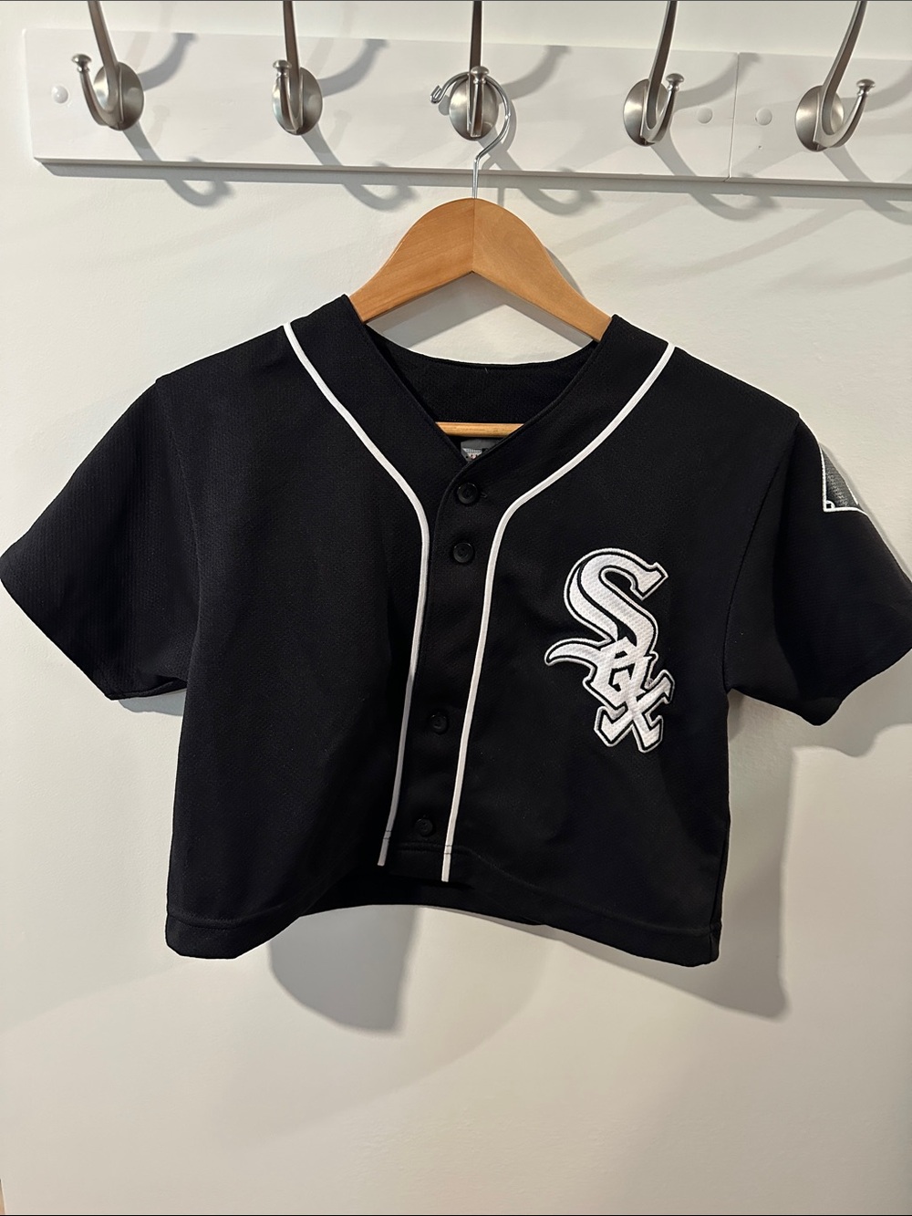 Chicago White Sox Cropped Black Baseball Jersey Top